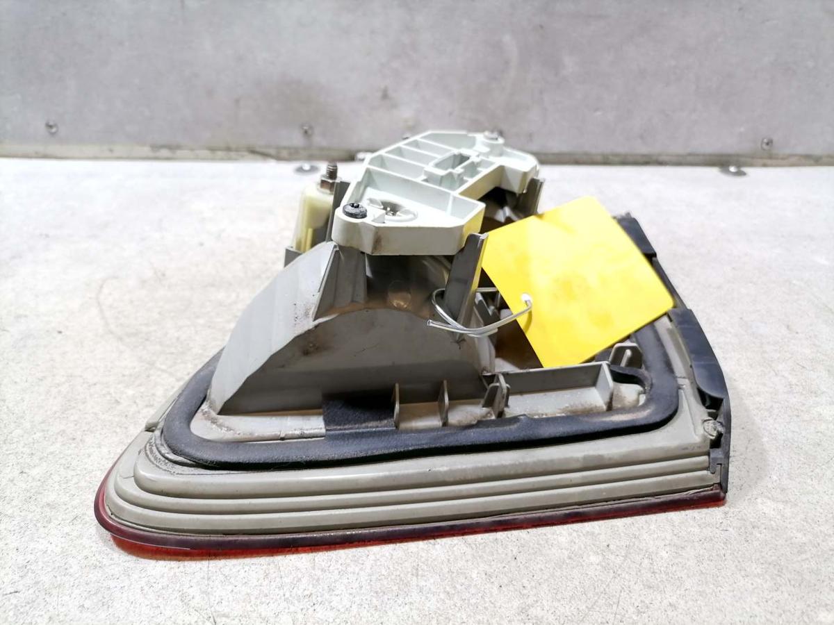 Mercedes Benz E Klasse S211 original Rücklicht Rückleuchte Schlussleuchte innen links Bj.2004 Mercedes Benz E Klasse S211 original Rücklicht Rückleuchte Schlussleuchte innen links Bj.2004